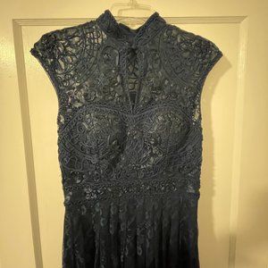 Sue Wong Navy Blue Cap Sleeve Mock Neck Cocktail Dress